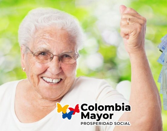 Prosperidad Social Confirma el Inicio de Pagos 2024 de 225000 pesos Colombia Mayor, mujer adulta contenta, billetes colombianos y el logo de el programa.
